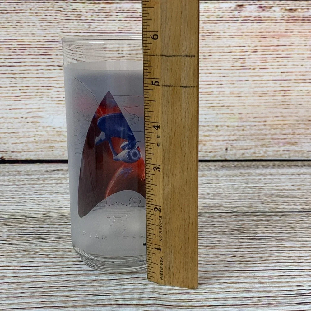 Star‎ Trek Voyager Enterprise Drinking Glass Tumbler Collectible